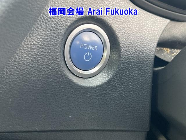 TOYOTA COROLLA WAGON ZWE211W 2019
